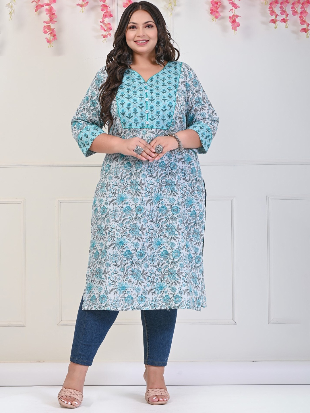 

KALINI Plus Size Floral Printed V-Neck Cotton Straight Kurta, Blue
