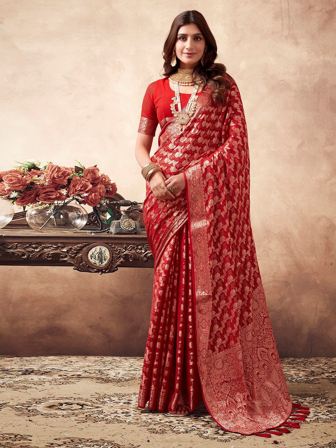 

Mitera Floral Woven Design Zari Saree, Red