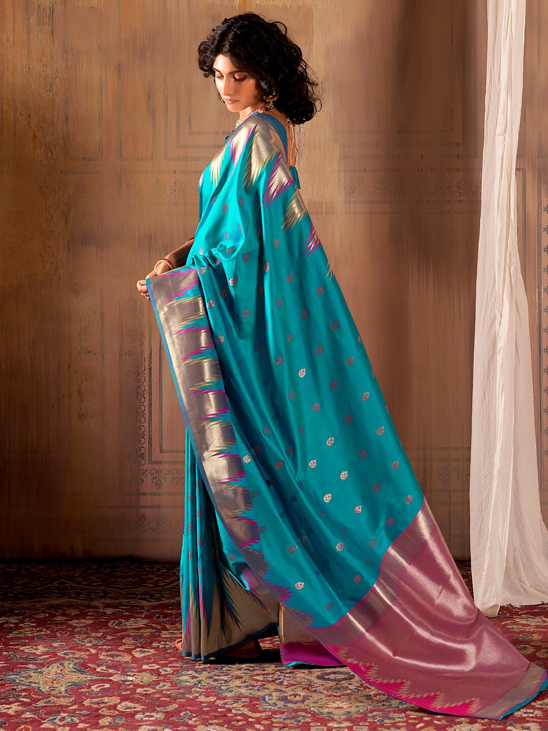 

Mitera Ethnic Motif Woven Design Banarasi Zari Saree, Teal