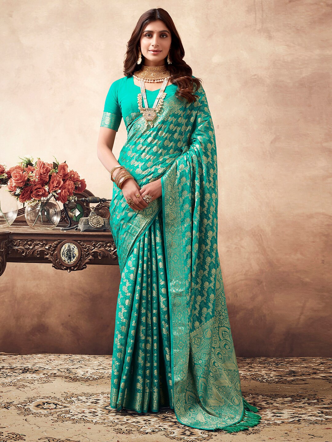 

Mitera Floral Woven Design Zari Saree, Teal