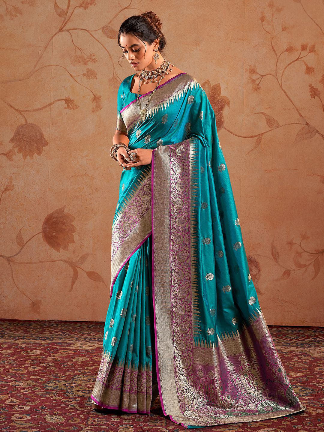 

Mitera Floral Woven Design Zari Banarasi Saree, Blue