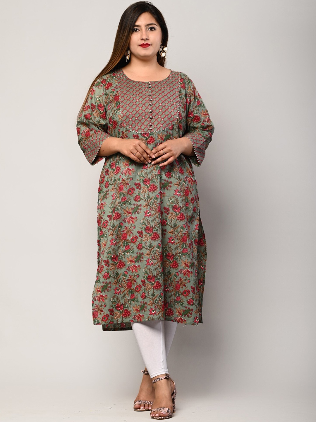 

KALINI Plus Size Floral Printed Round Neck Gotta Patti Cotton Straight Kurta, Green