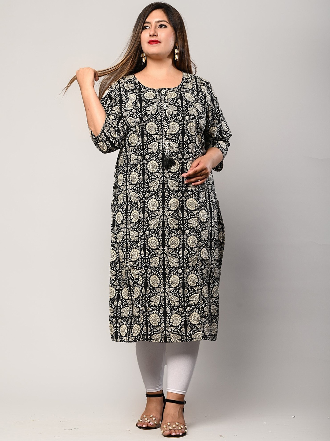 

KALINI Plus Size Ethnic Motifs Printed Round Neck Regular Cotton Straight Kurta, Black