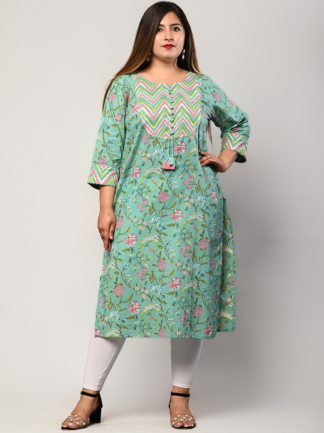 

KALINI Plus Size Floral Printed Pure Cotton Kurta, Green