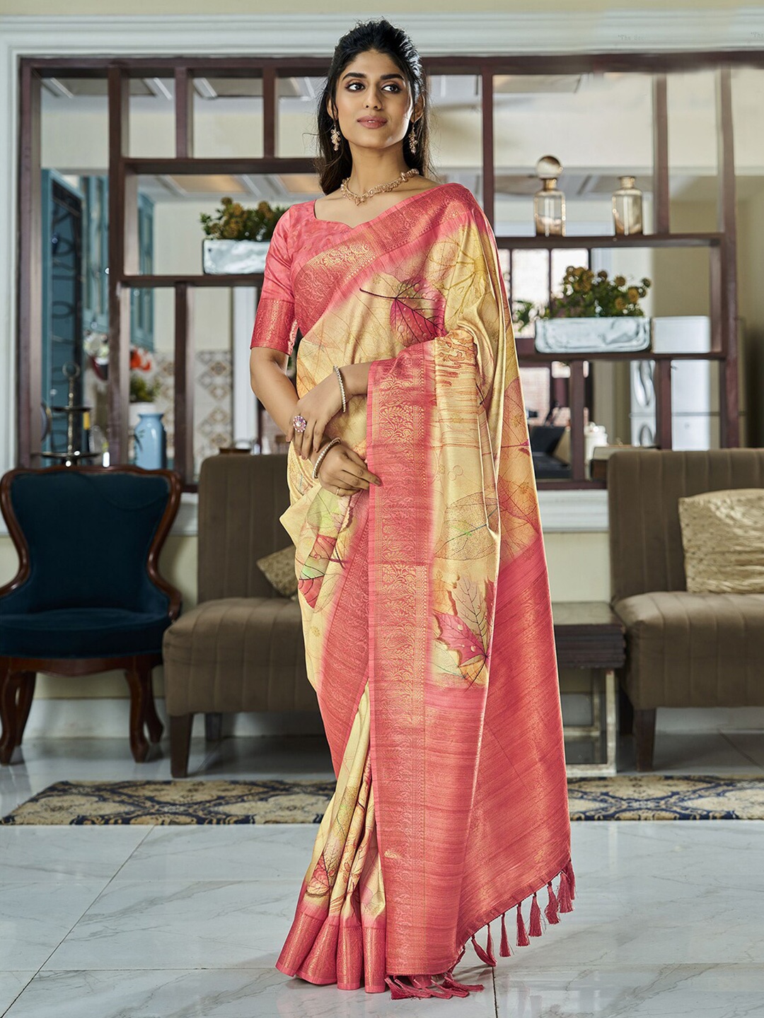 

Satrani Floral Art Silk Saree, Yellow