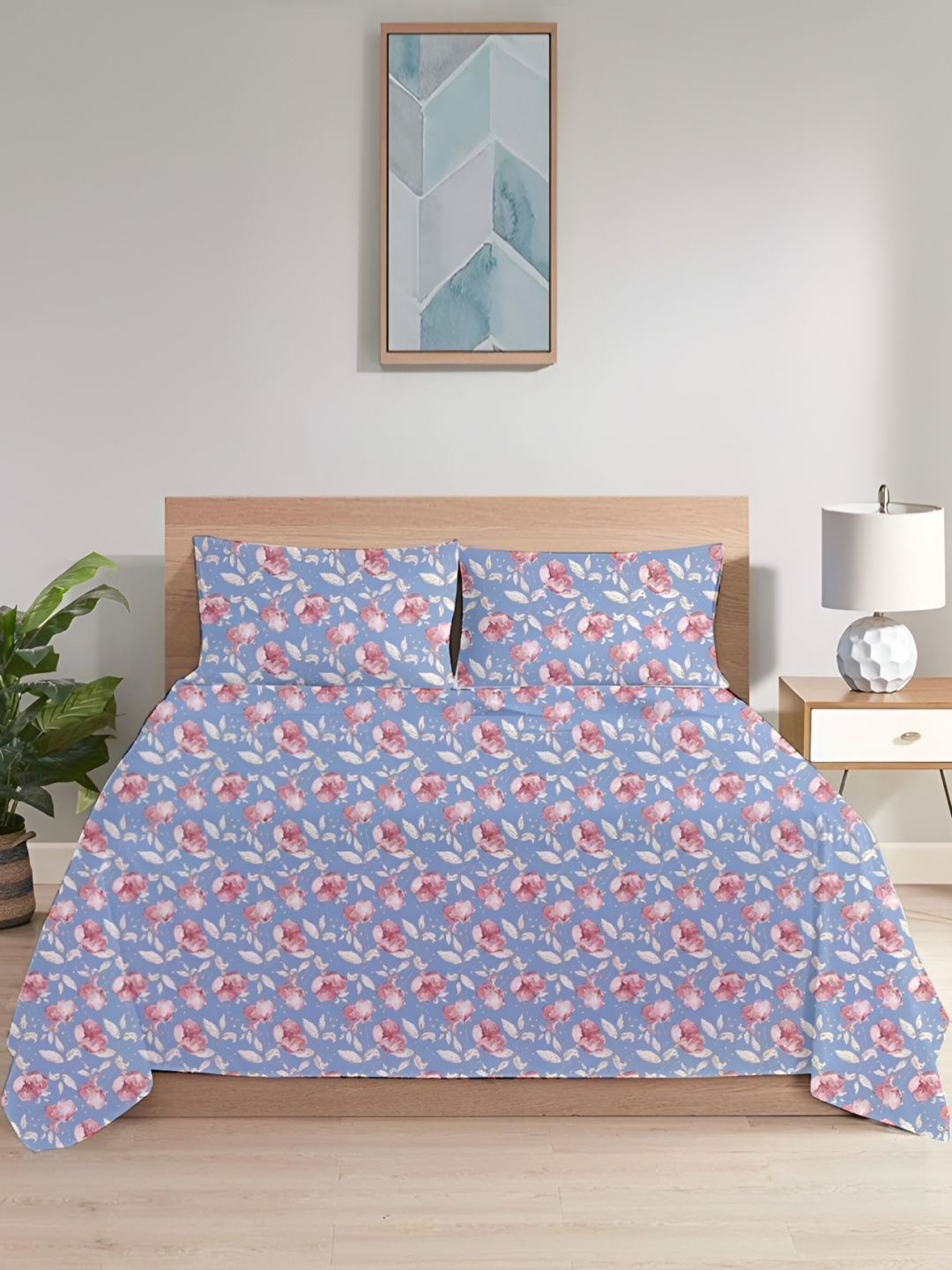 

Signature Vista Blue & Red Floral Microfiber 144 TC King Bedsheet With 2 Pillow Covers
