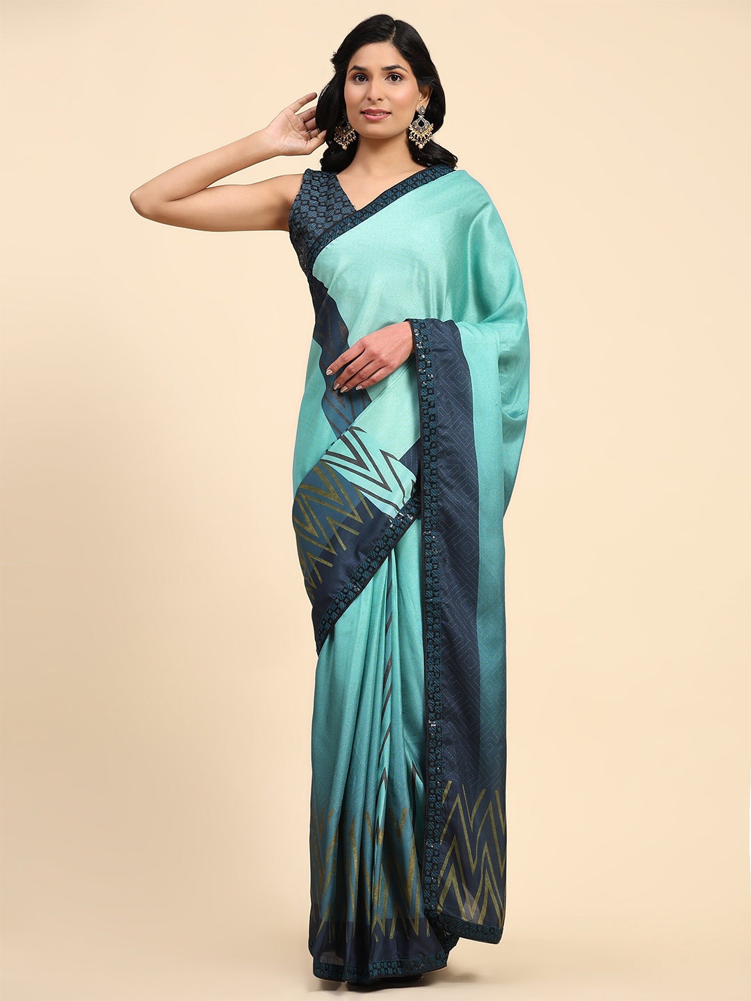 

RACHNA Geometric Printed Sequinned Ready To Wear Saree, Blue