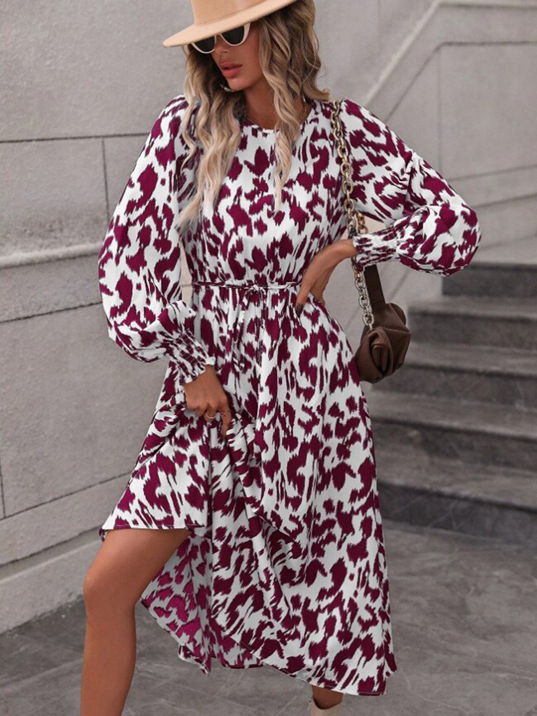 

StyleCast White Abstract Print Puff Sleeve Maxi Dress