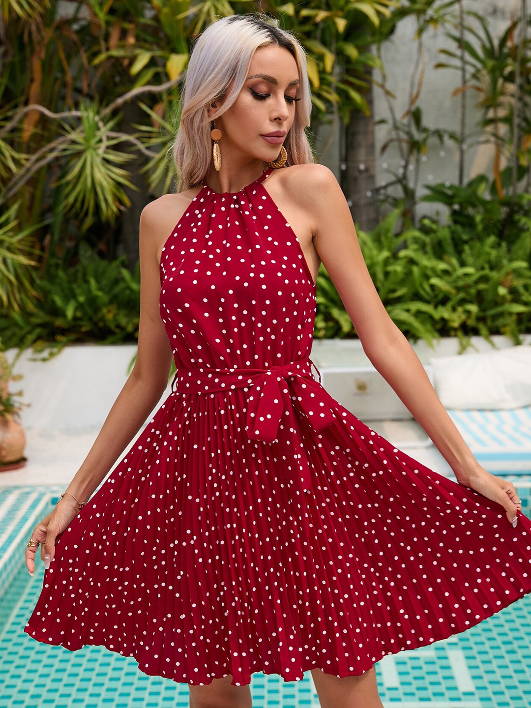 

StyleCast Maroon Polka Dots Printed Halter Neck Belted Accordion Pleated Fit & Flare Dress