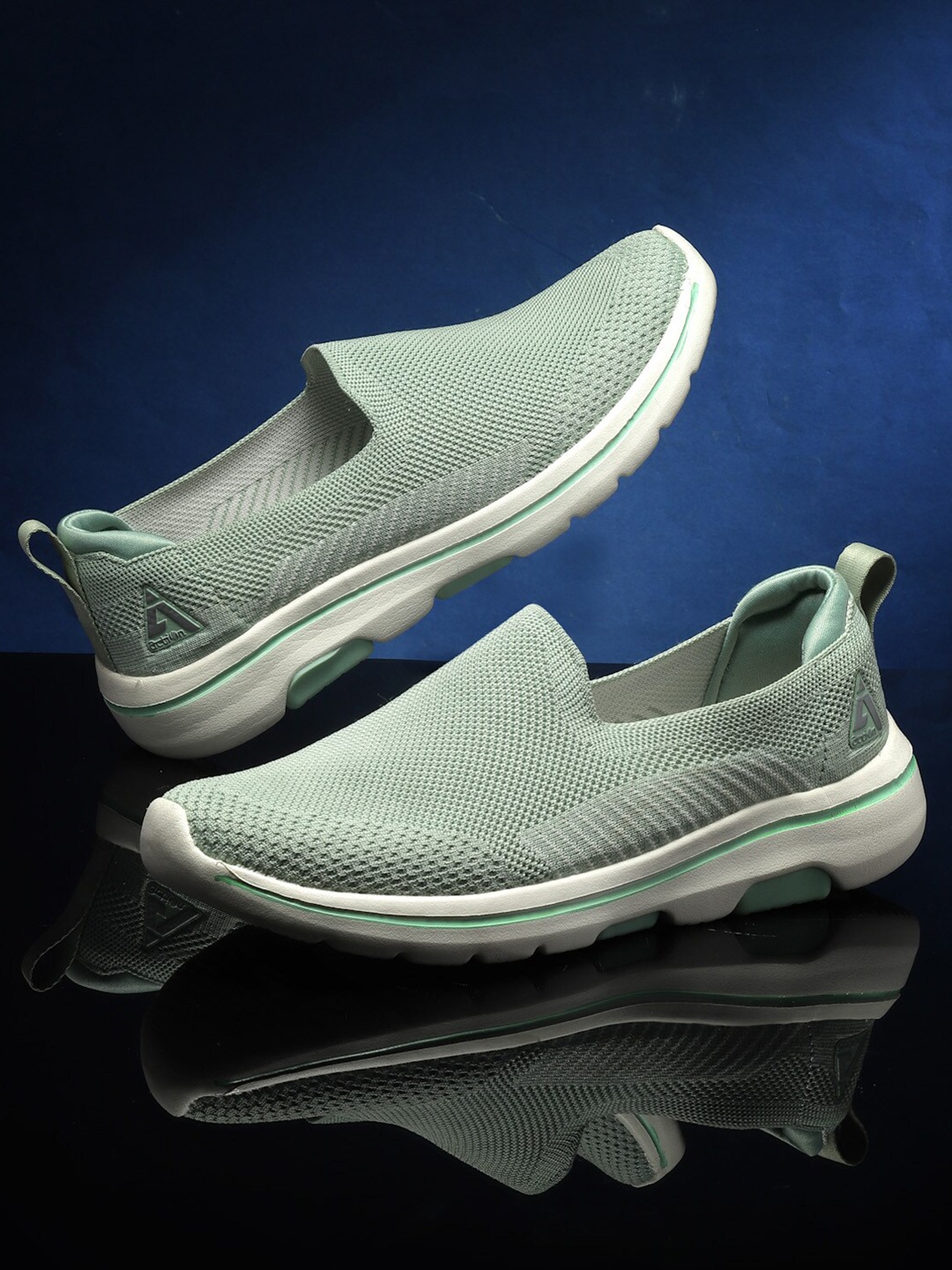 

Action Women Mesh Running Shoes, Green