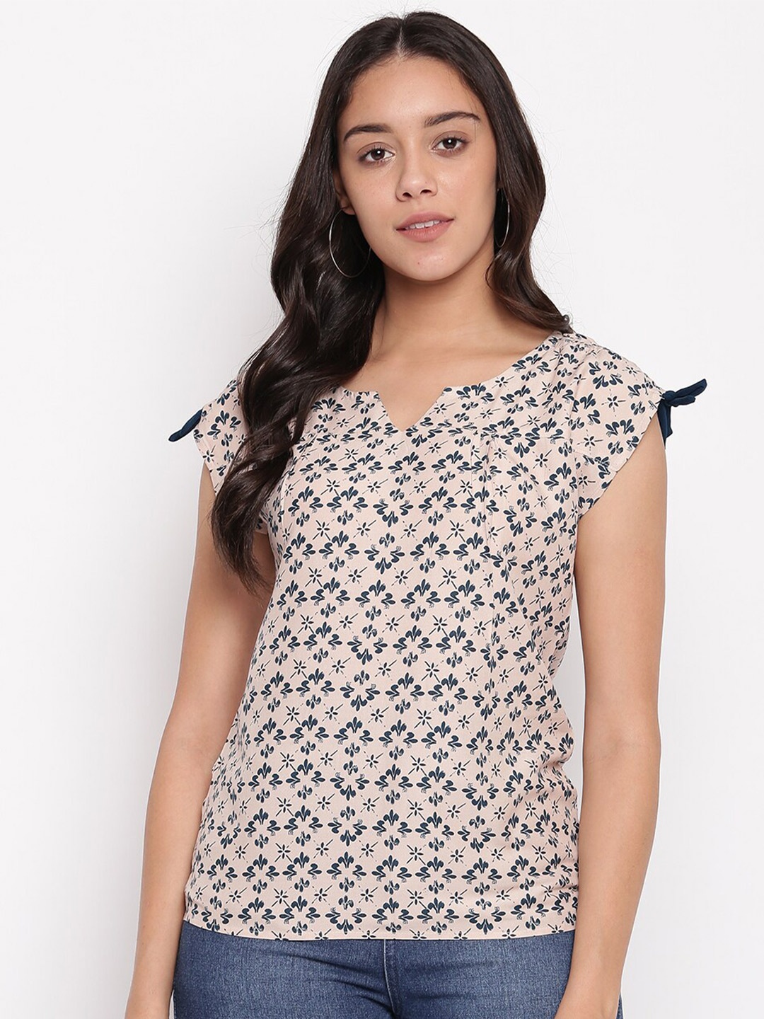 

Miss Grace Geometric Print Top, Black