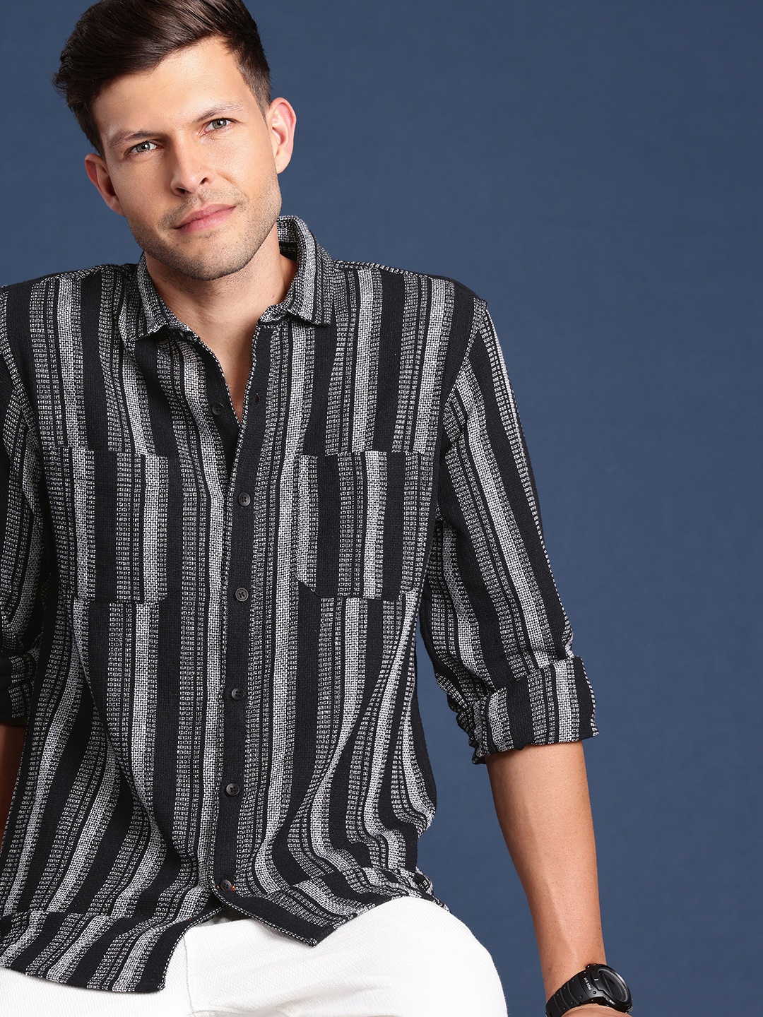 

Mast & Harbour Men Slim Fit Striped Casual Shirt, Black