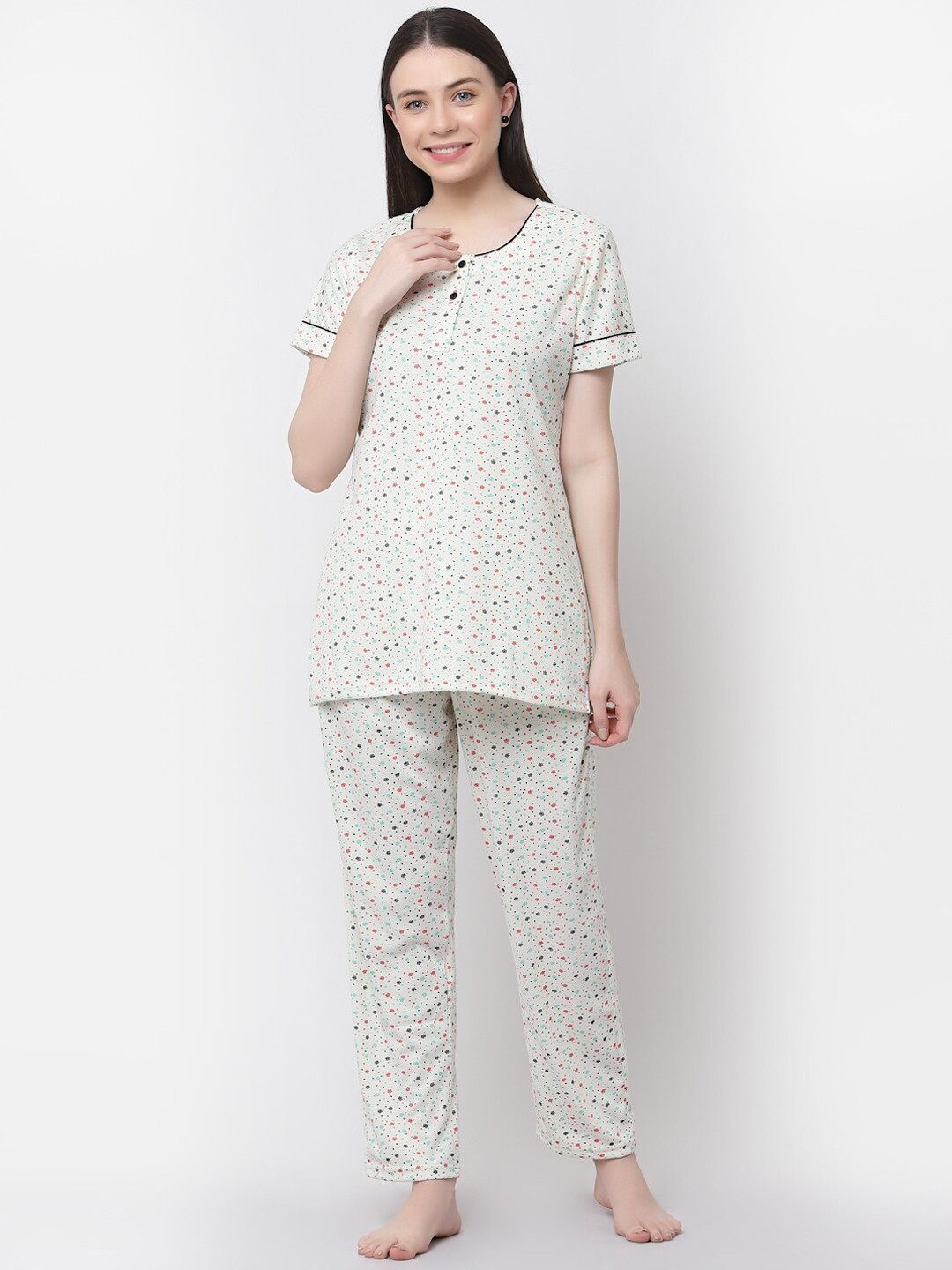 

SHYAM SONS FLAIR Floral Printed Pure Cotton Night Suit, White