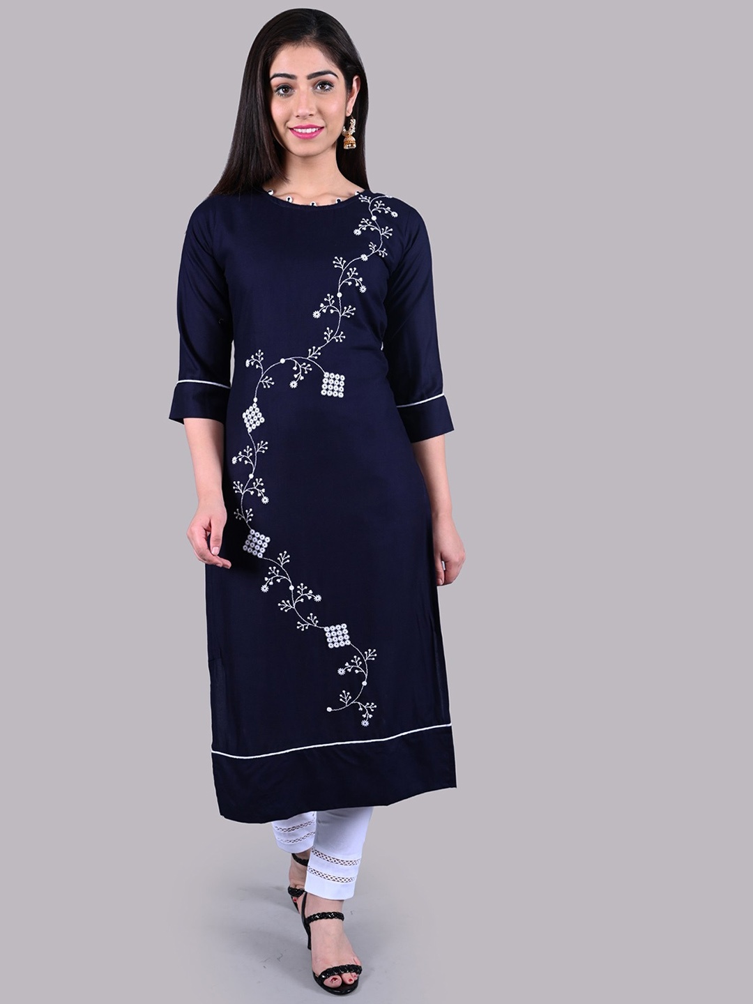 

SGRF Floral Embroidered Straight Kurta, Blue