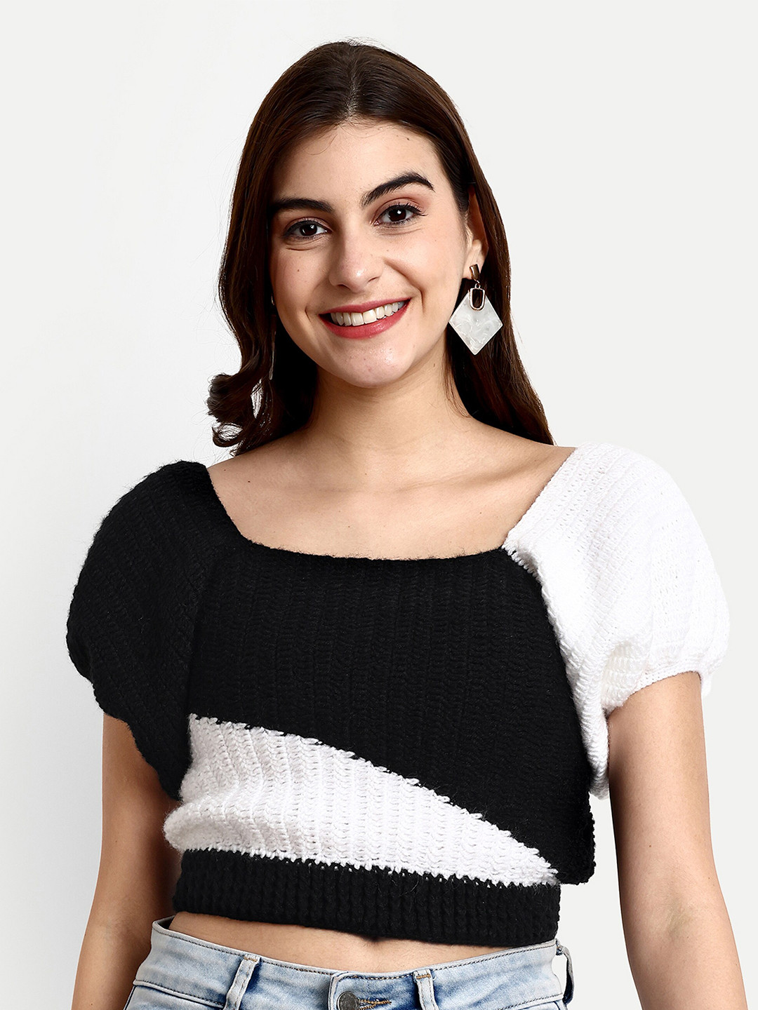 

WINDROP SOLUTIONS Women Colourblocked Crop Sweater Vest, White
