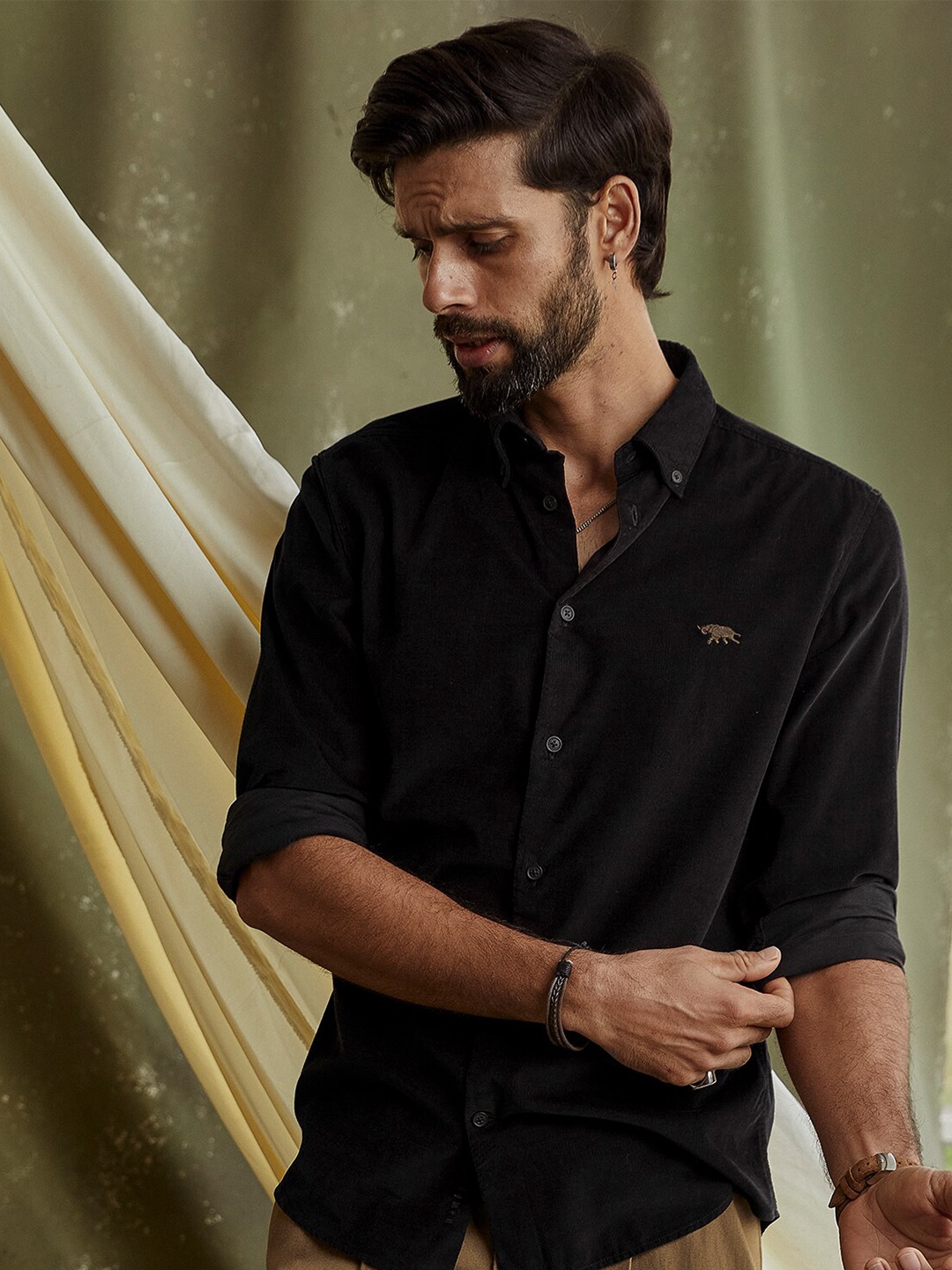 

Andamen Premium Spread Collar Cotton Corduroy Opaque Casual Shirt, Black