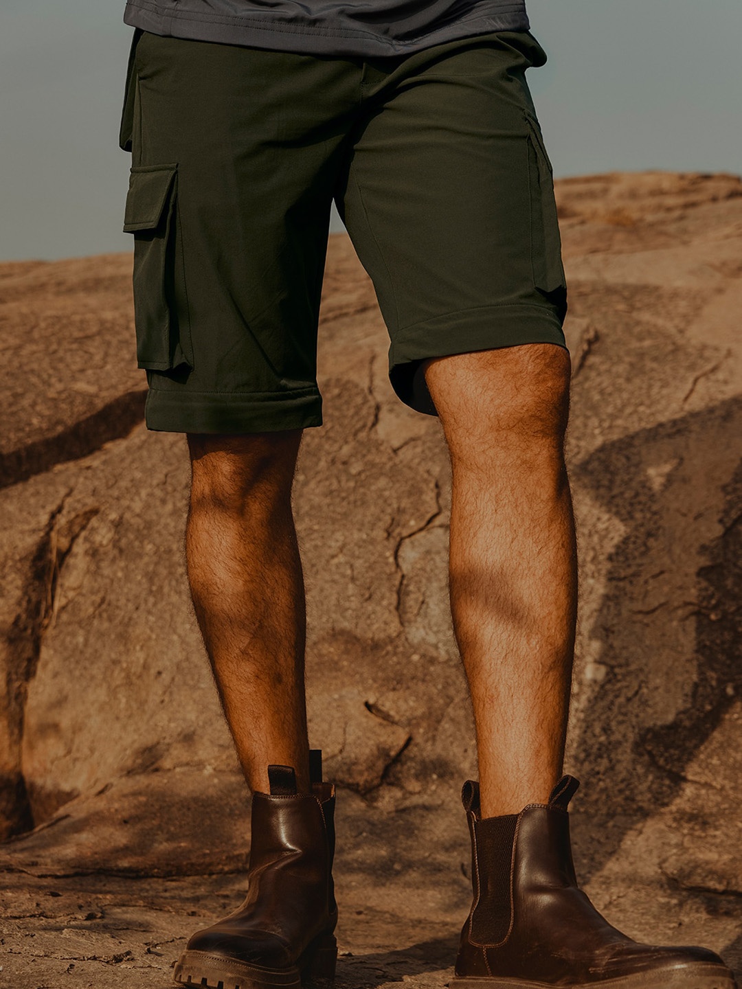 

Andamen Men Ultra Mid-Rise Nylon spandex Convertible Cargos, Olive