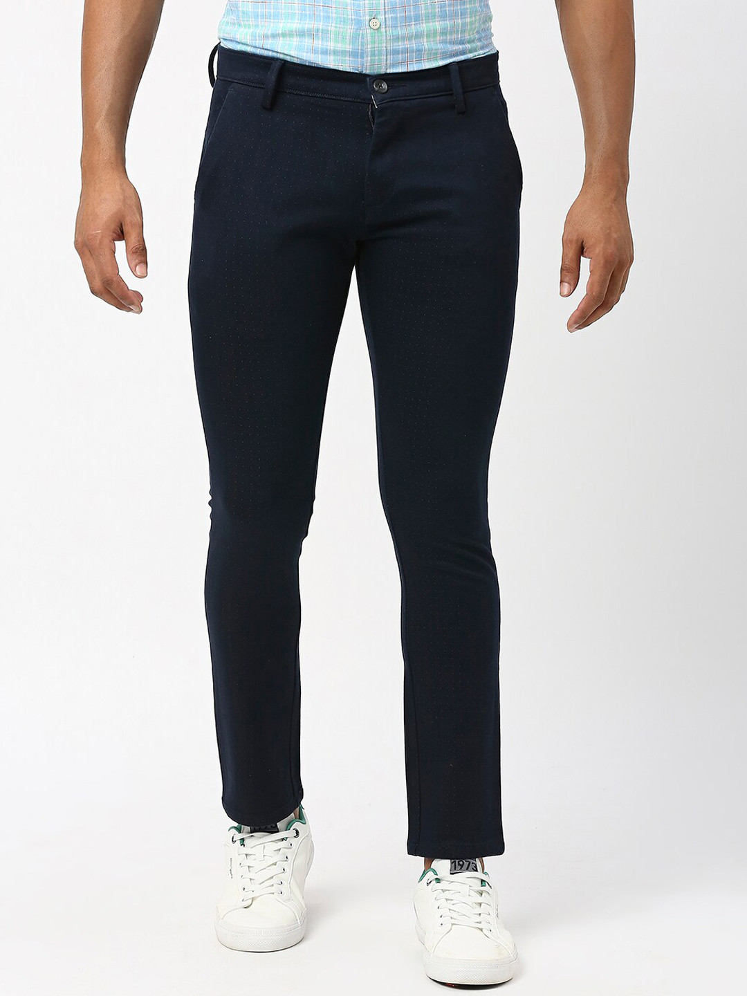 

Berkshire Men Smart Slim Fit Mid-Rise Polka Dots Printed Easy Wash Trousers, Navy blue