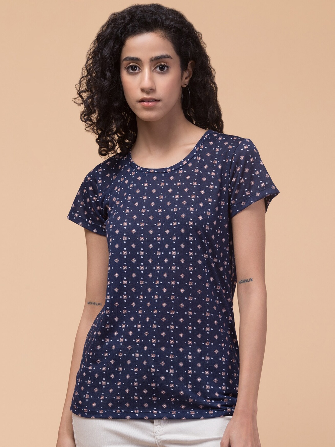 

Hive91 Floral Printed Round Neck Cotton Relaxed Fit T-shirt, Blue