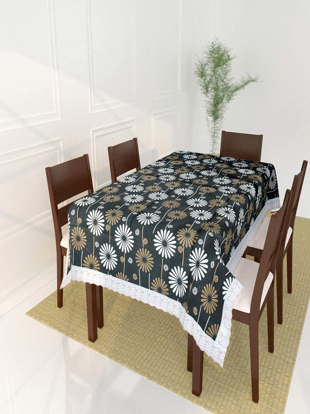 

CASA-NEST Black Printed Rectangle 4-Seater Table Cover