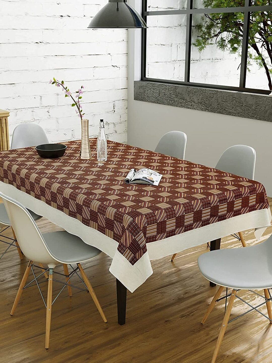 

CASA-NEST Brown Geometric Printed 4-Seater Table Cover