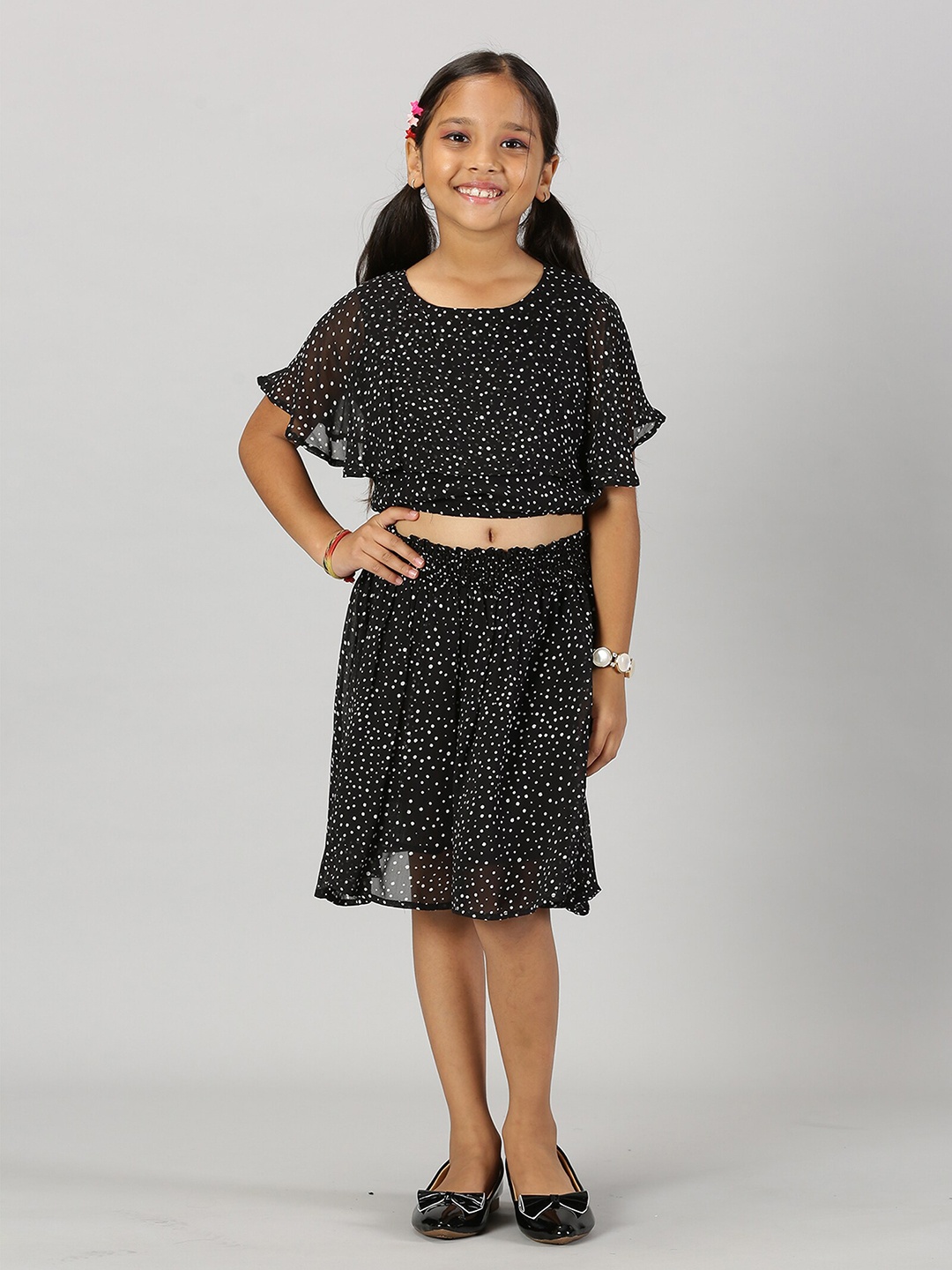 

KiddoPanti Girls Floral Printed Smocked Top with Skirt, Black