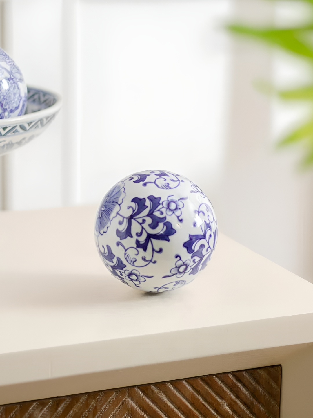 

THEDECORKART Blue Figurine Showpiece