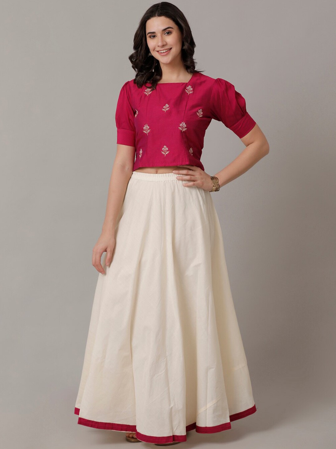 

NAYRA Printed Square Neck Lehenga Choli, Pink