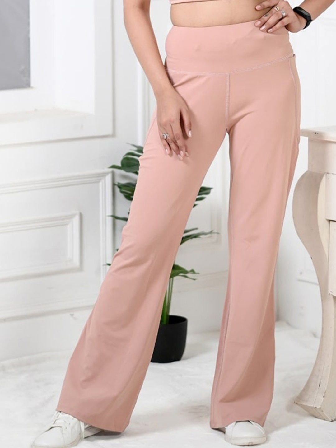 

Mlada Women Original Flared Low-Rise Lint Free Trousers, Peach