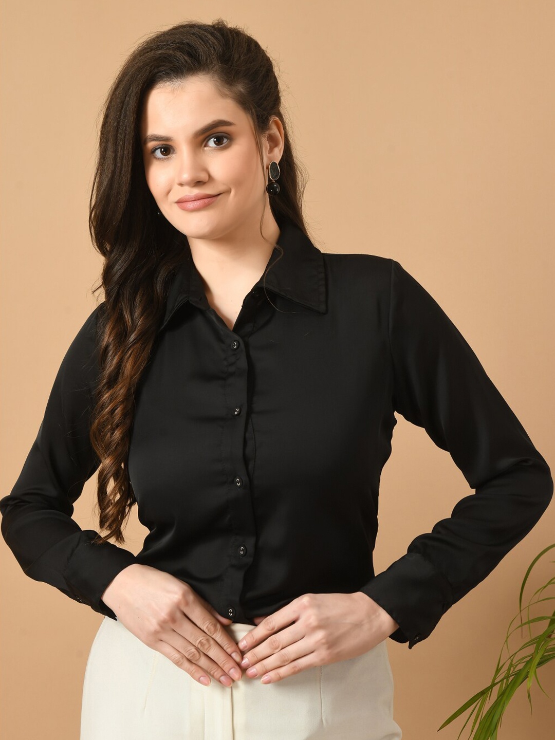 

IUGA Opaque Casual Shirt, Black