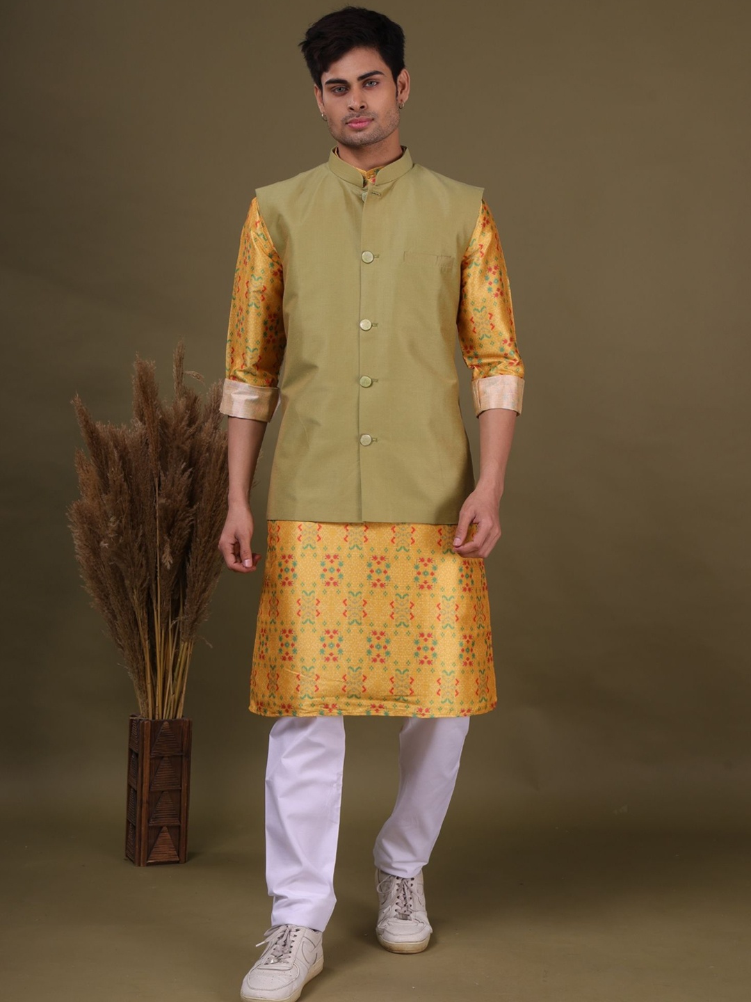 

SHIWAM ETHNIX Ethnic Motifs Printed Cotton Silk Straight Kurta & Pyjama With Nehru Jacket, Yellow