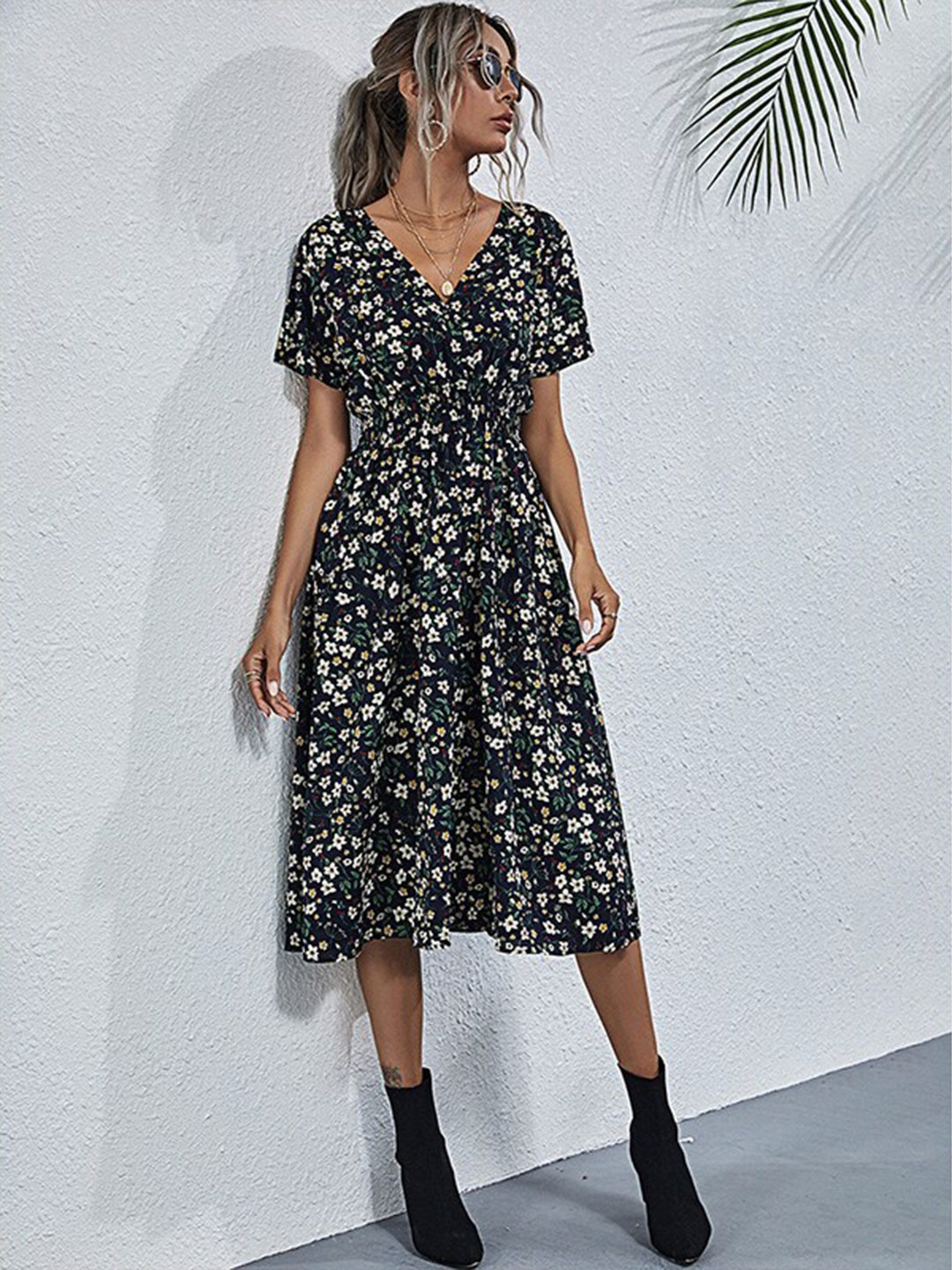 

StyleCast Black Floral Print Fit & Flare Midi Dress