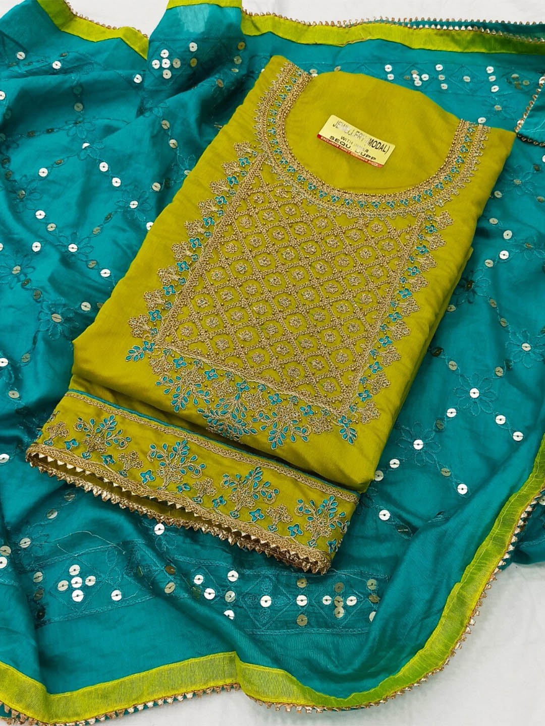 

STAVA CREATION Ethnic Motifs Embroidered Beads & Stones Unstitched Dress Material, Green