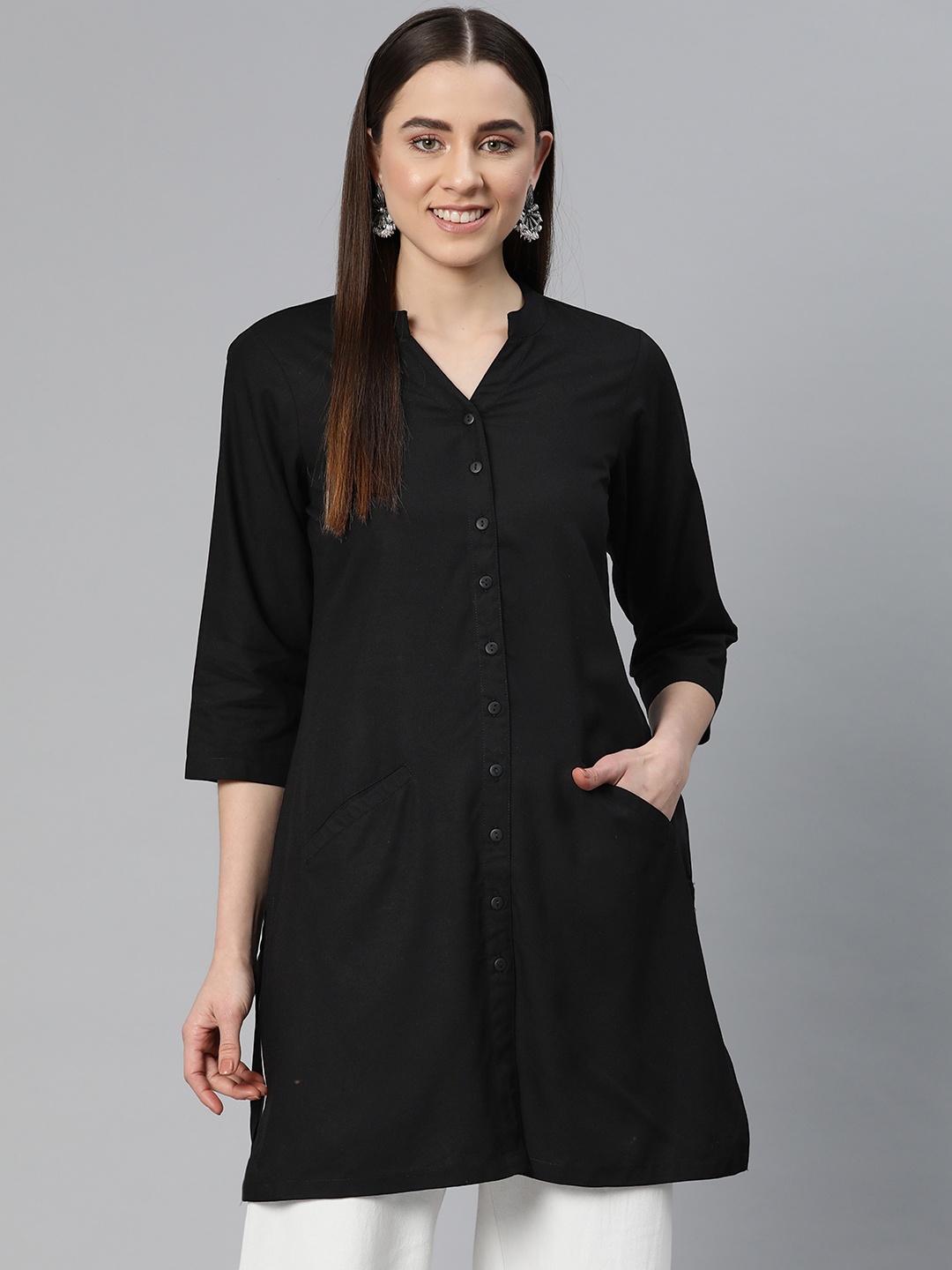 

Ayaany Solid Pure Cotton Straight Kurti, Black