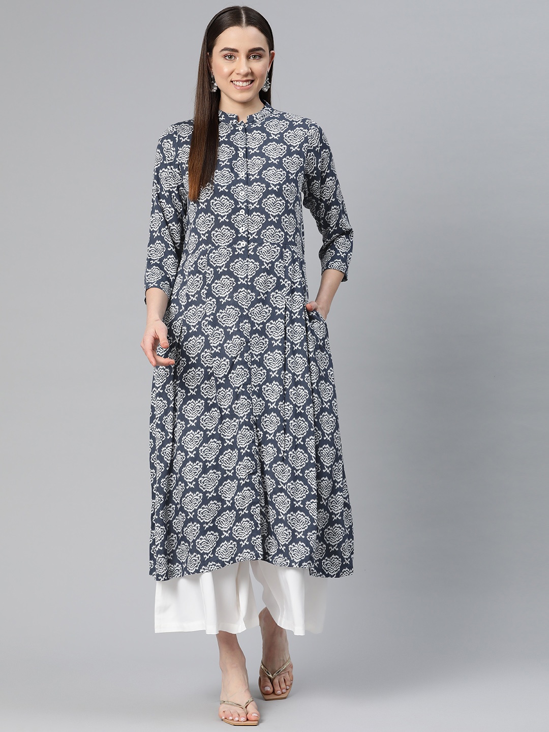 

Ayaany Women Ethnic Motifs Printed Regular Pure Cotton Kurta with Palazzos, Blue