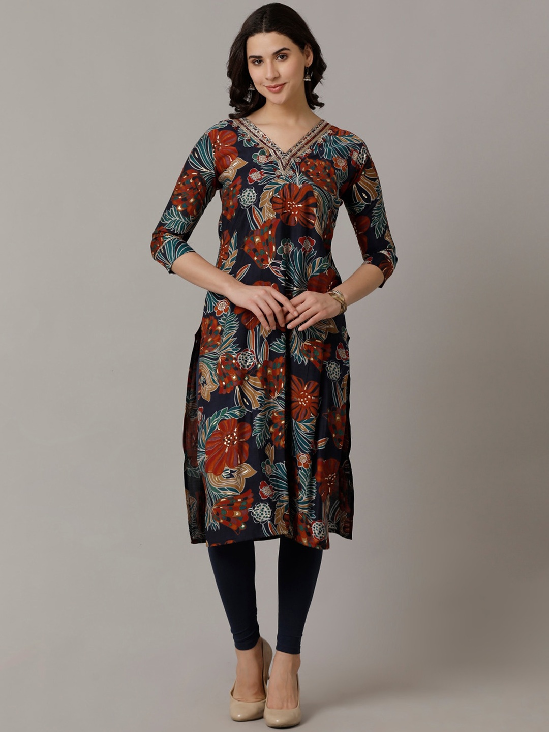 

NAYRA Floral Printed Cotton Kurta, Navy blue