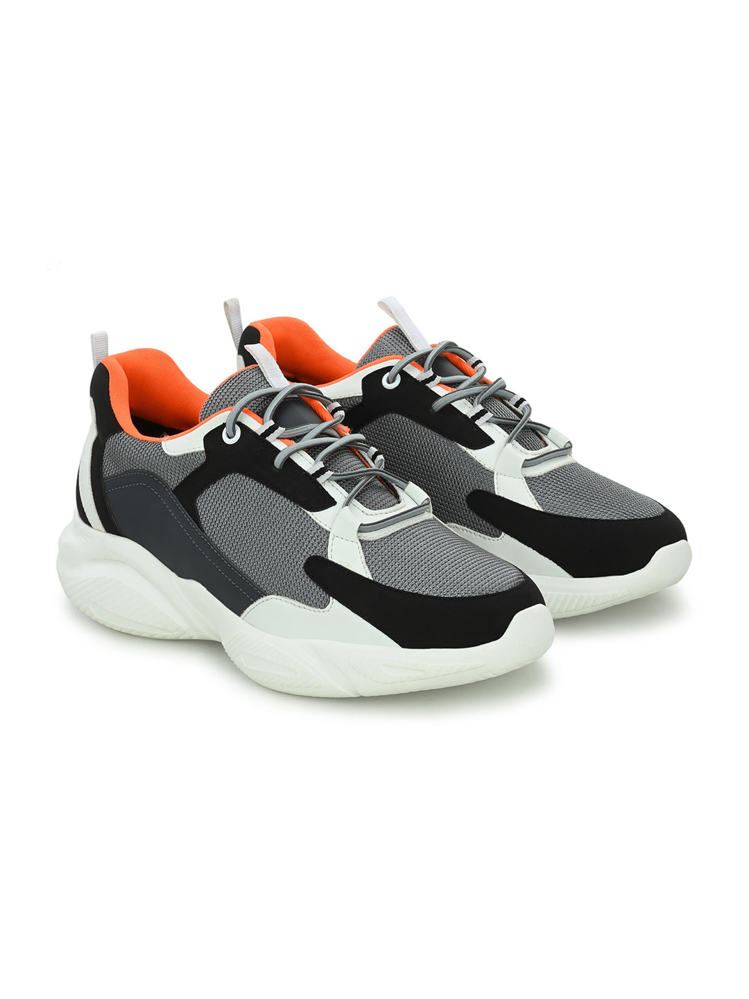 

Killer Men Colourblocked Round Toe Sneakers, Black