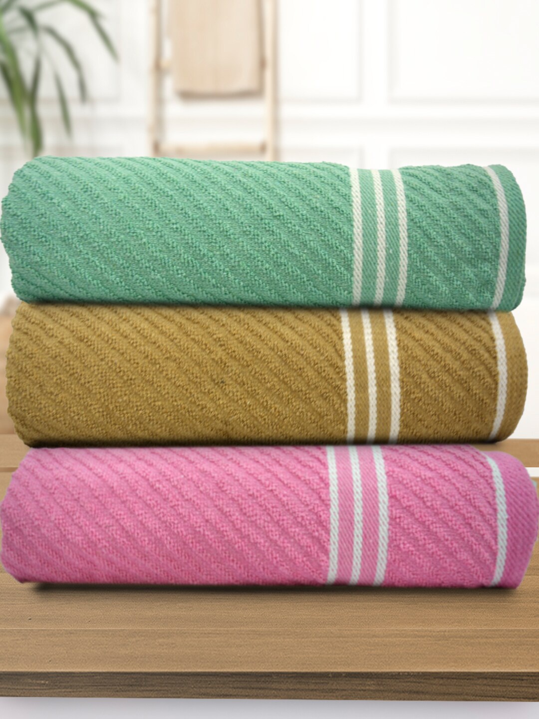 

Athom Living Sea Green & Pink 3 Pieces Striped 400 GSM Cotton Bath Towels