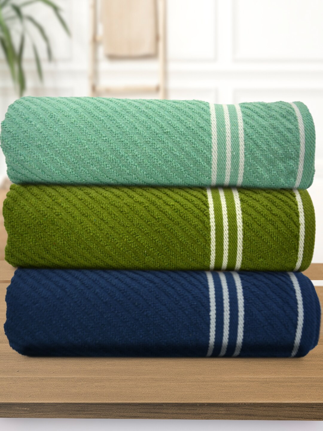 

Athom Living Green & Blue 3 Pieces Striped 400 GSM Cotton Bath Towels