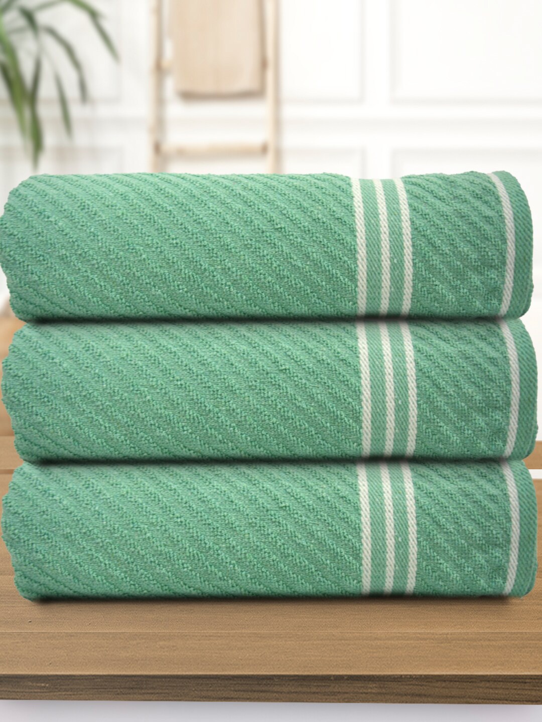 

Athom Living Green & White 3 Pieces Striped Cotton Bath Towels