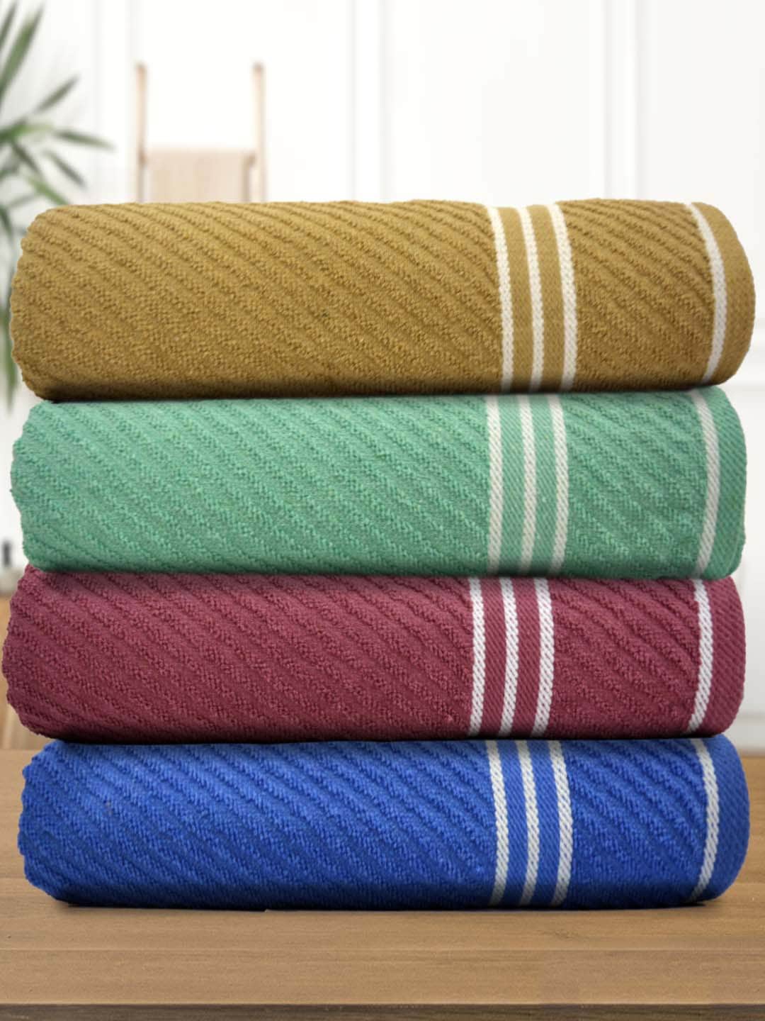 

Athom Living Green & Blue 4 Pieces Striped 400 GSM Cotton Bath Towels