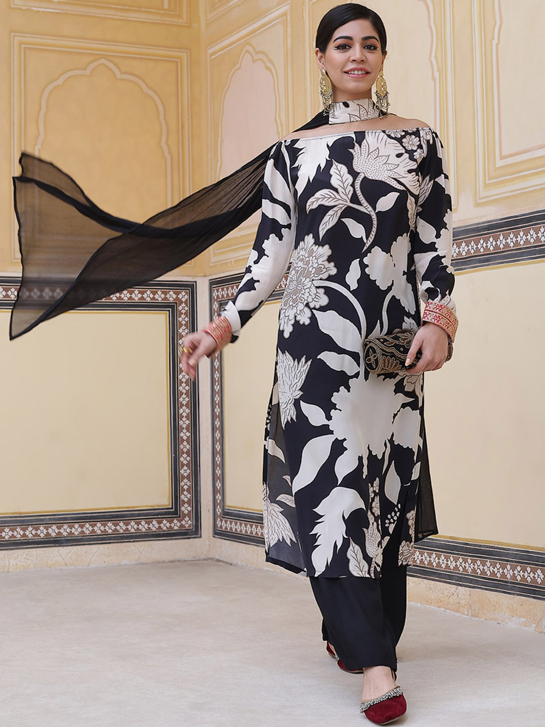 

AKS Couture Floral Printed Off Shoulder Silk Crepe Kurta With Palazzos & Dupatta, Black
