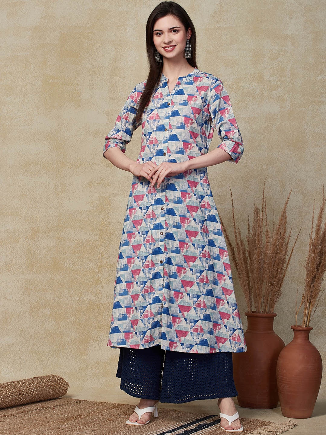 FASHOR Geometric Printed Thread Work Kurta, Grey