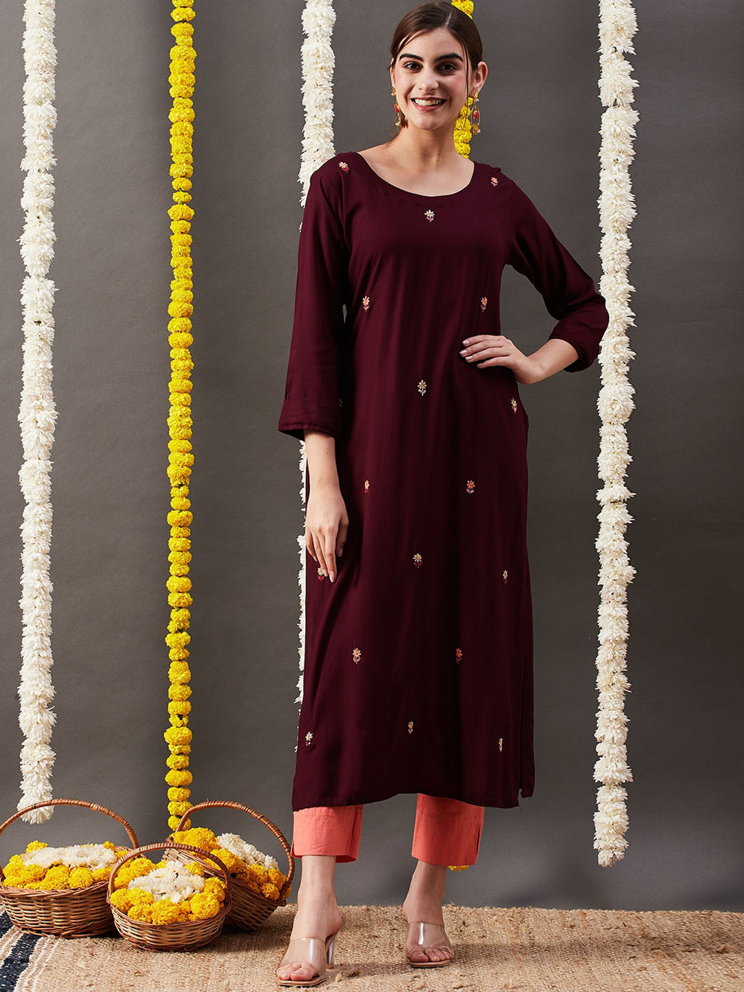 

FASHOR Burgundy Floral Embroidered Gotta Patti Straight Kurta