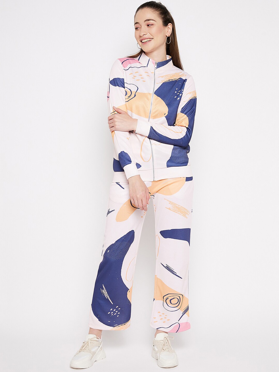 

EDRIO Abstract Printed Mock Collar Cotton Tracksuit, Off white