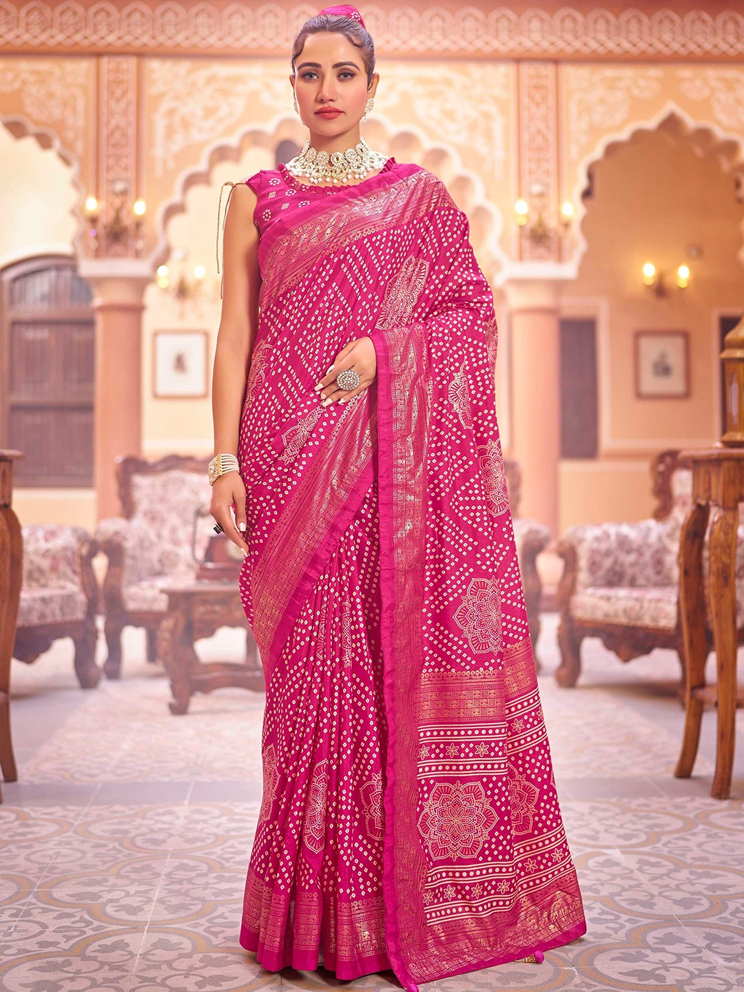 

Mitera Bandhani Saree With Unstitched Blouse Piece, Pink