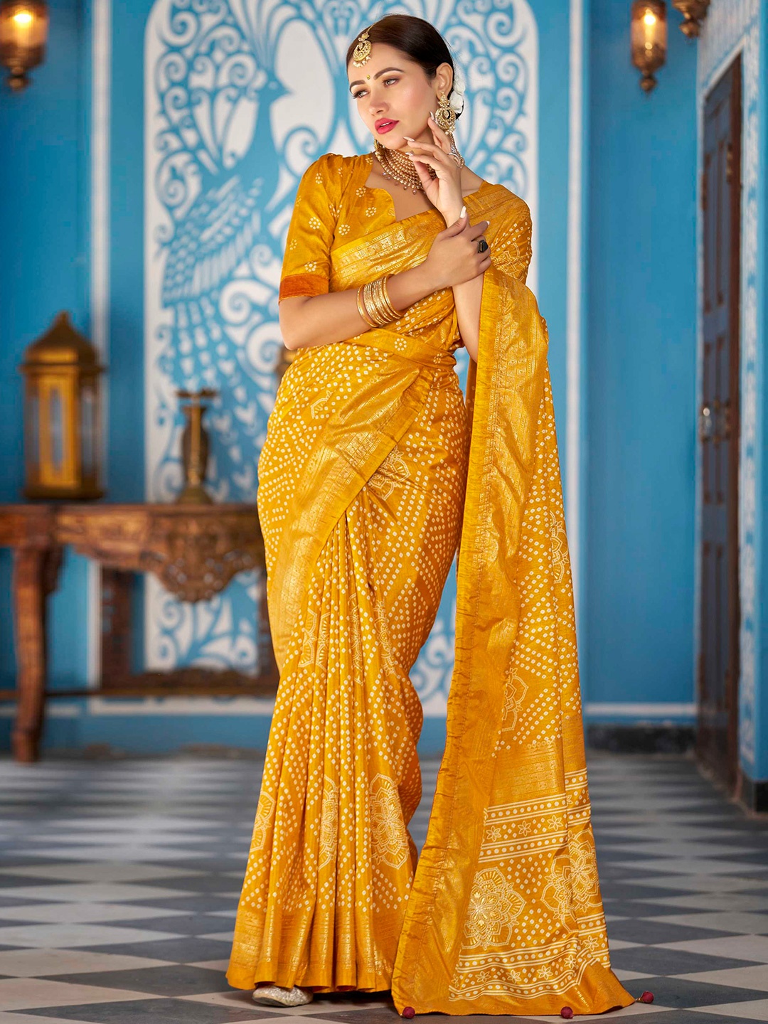 

Mitera Bandhani Zari Silk Bandhani Saree, Yellow