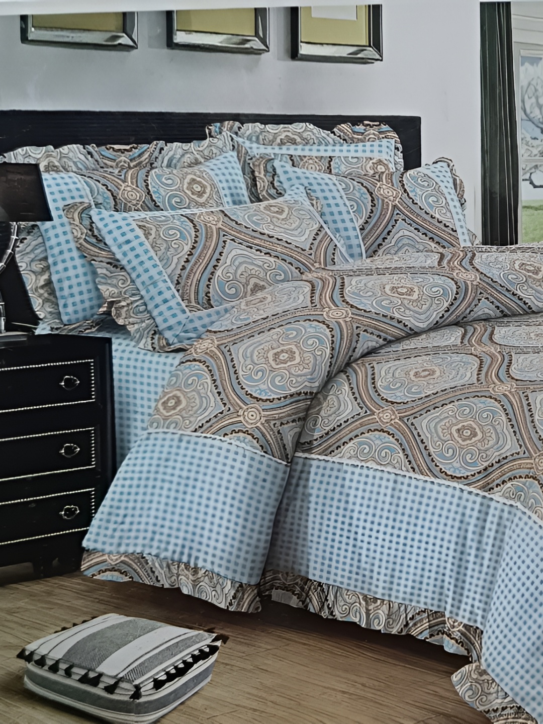 

Signature Blue & Brown 180 TC 2 King Bedsheet with 1 Pillow Covers