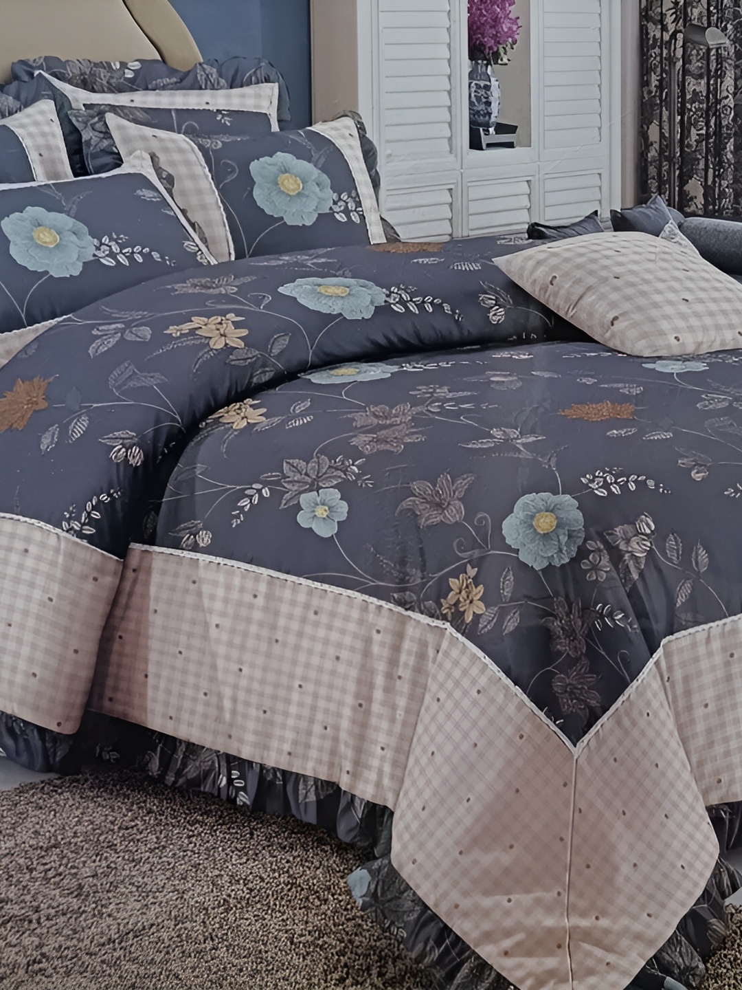 

Signature Blue & Green Floral 180 TC 2 King Bedsheet with 1 Pillow Covers