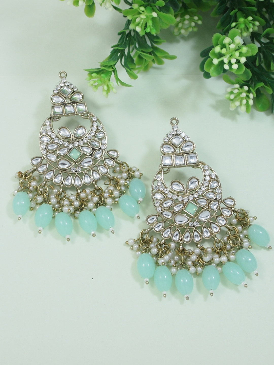 

I Jewels Gold-Plated Kundan Studded & Beaded Contemporary Chandbalis
